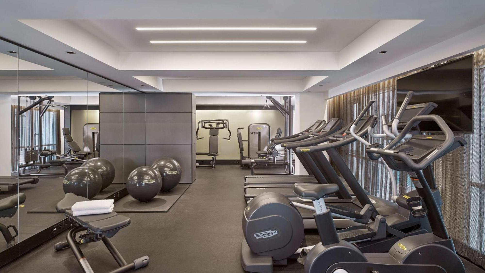 Park Plaza London Riverbank Esterno foto Fitness room