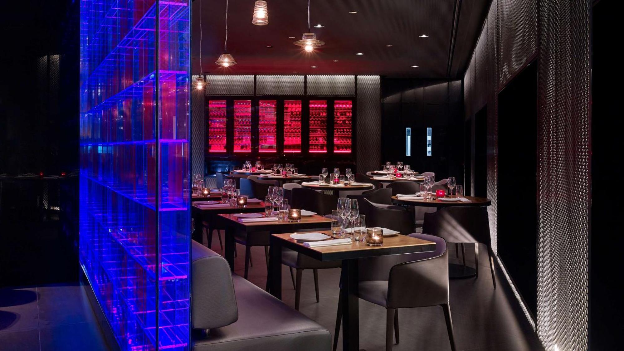 Park Plaza London Riverbank Esterno foto The interior of the restaurant