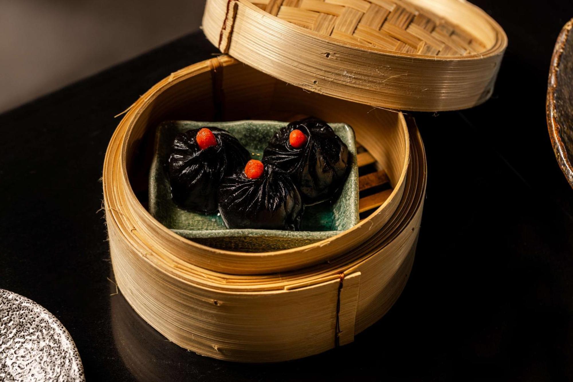 Park Plaza London Riverbank Esterno foto Dim sum